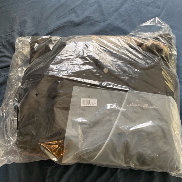 Black Eddie Bauer Winter Coat - Picture 4 of 6